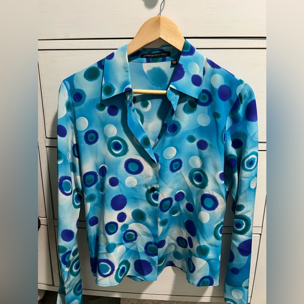 Iconic top worn by Phoebe from Friends